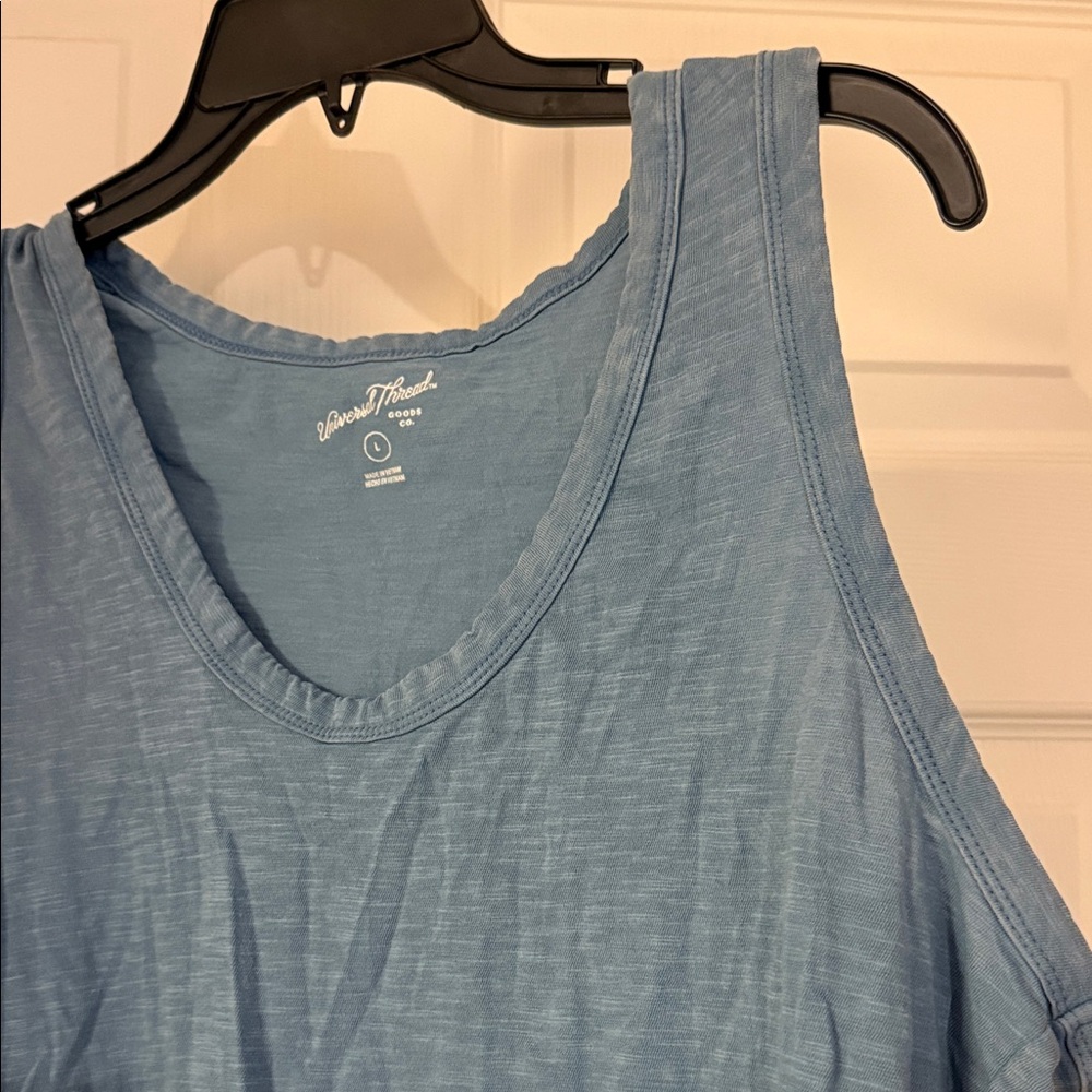 Universal Thread Blue Tank Top - Picture 2 of 3